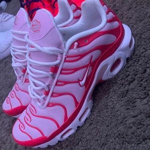 SALE Nike Air Max Hot pink/ light pink color way